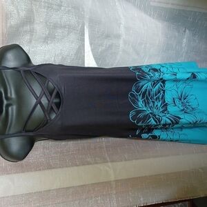 Unbranded women's dress, Torquoise & black, sleeveless tee-shirt material, L